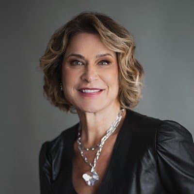 Conheça a Diretora do Programa: Ana Paula Zamper